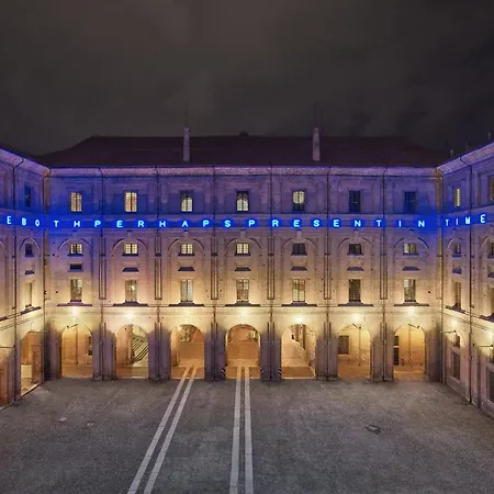 Stazione A 200m - Centro - Easy パルマ