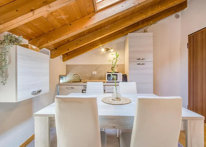 Stazione A 200m - Centro - Easy *